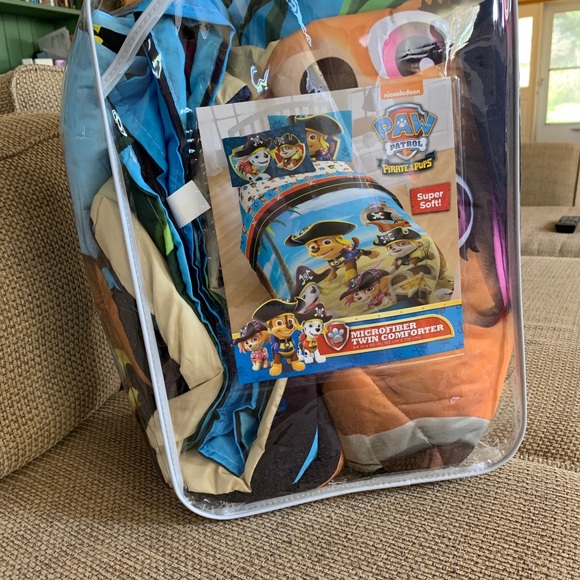 Paw patrol Comforter- TWIN - Picture 2 of 3